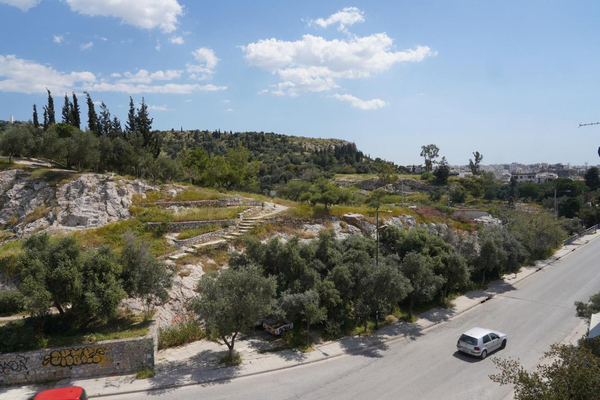 Hill View Apartment Near Acropolis أثينا المظهر الخارجي الصورة