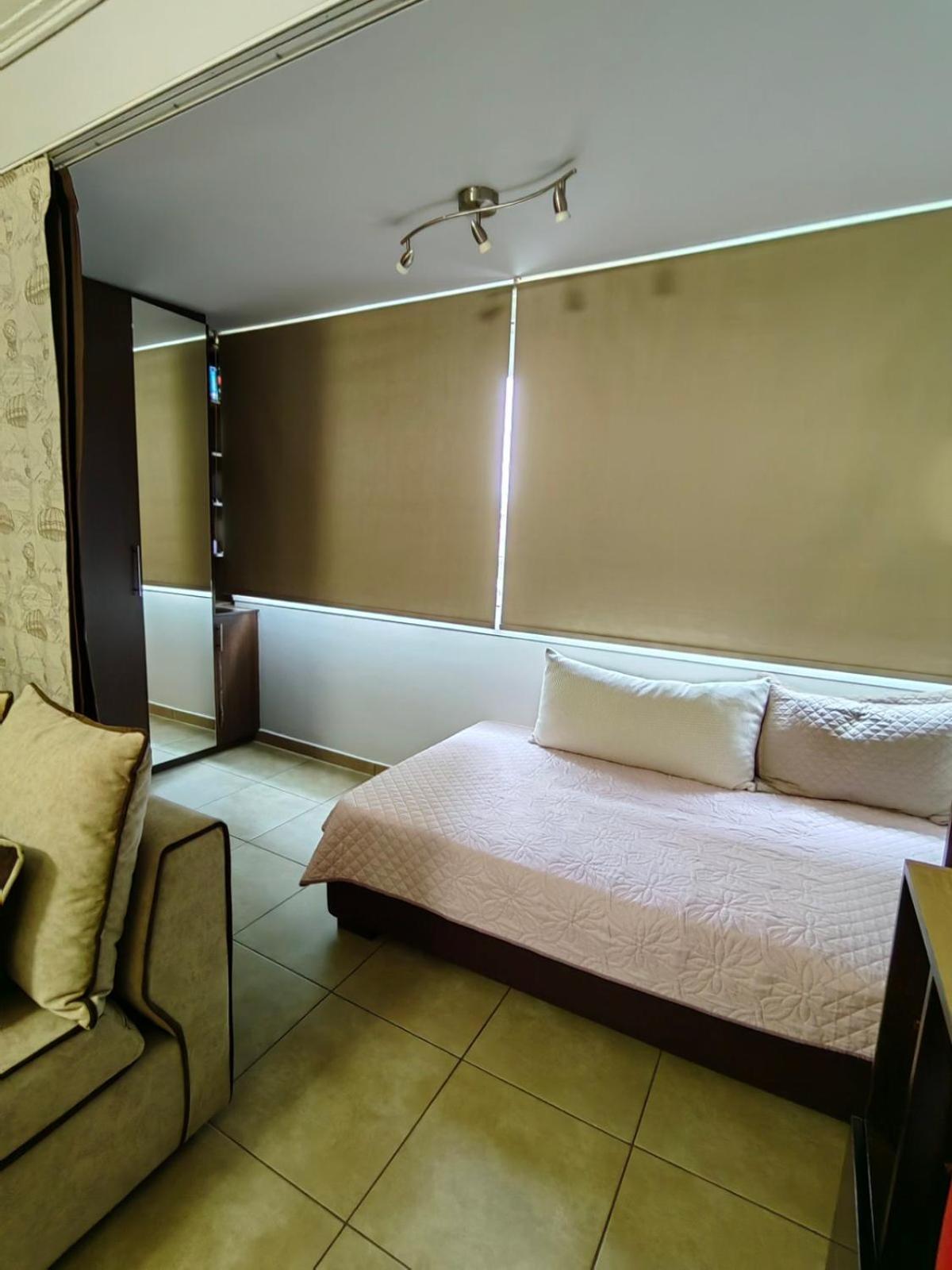 Hill View Apartment Near Acropolis أثينا المظهر الخارجي الصورة
